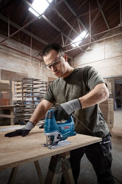 Bosch Sierra caladora 520 W