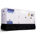 Planta eléctrica Domosa 220 kVA trifásica insonora, motor Cummins